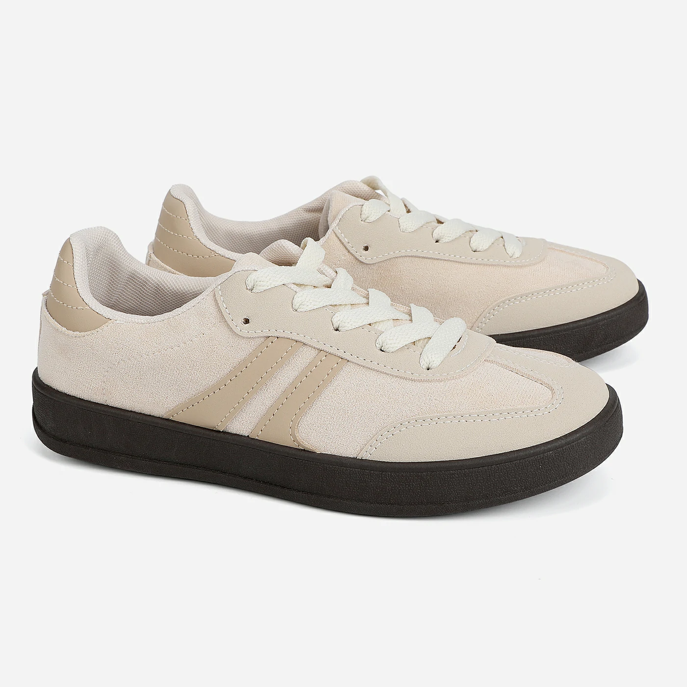 סניקרס/ספורט בז 40