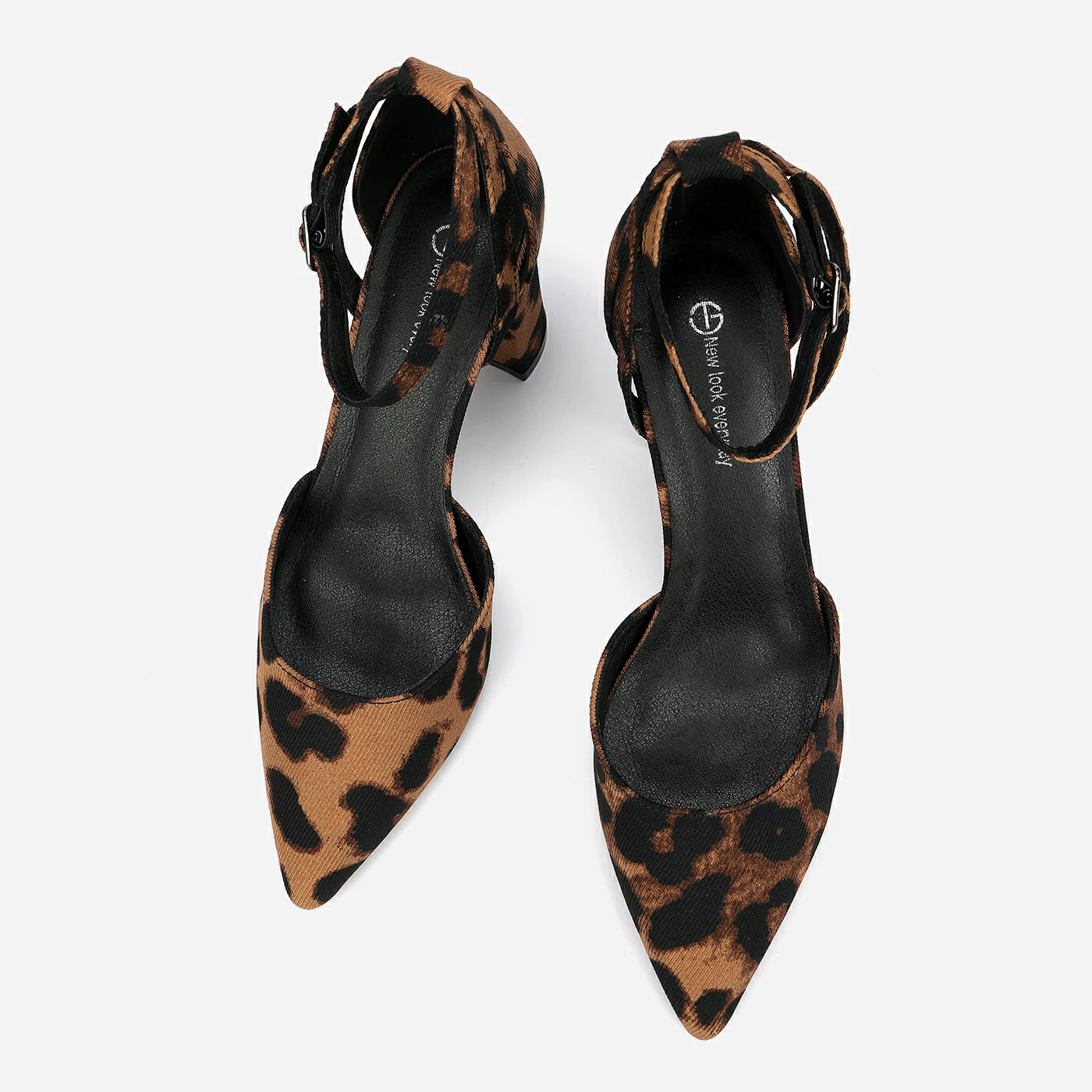 נעל עקב מנומר 37