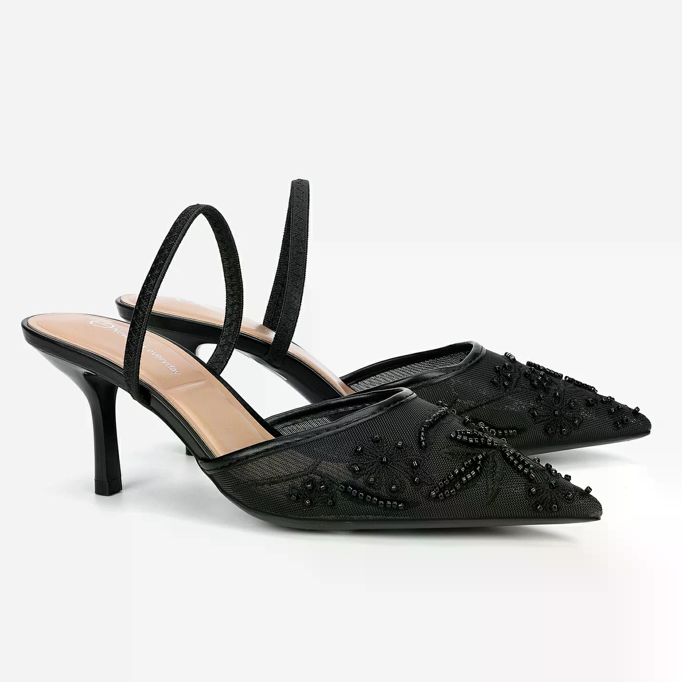 נעל עקב שחור 39