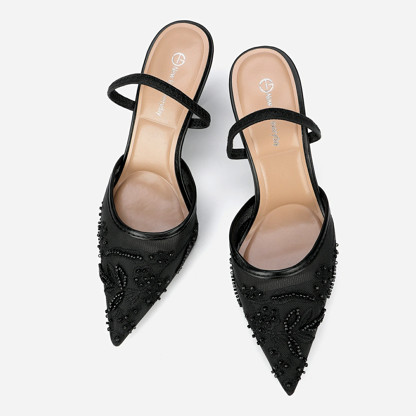 נעל עקב שחור 38