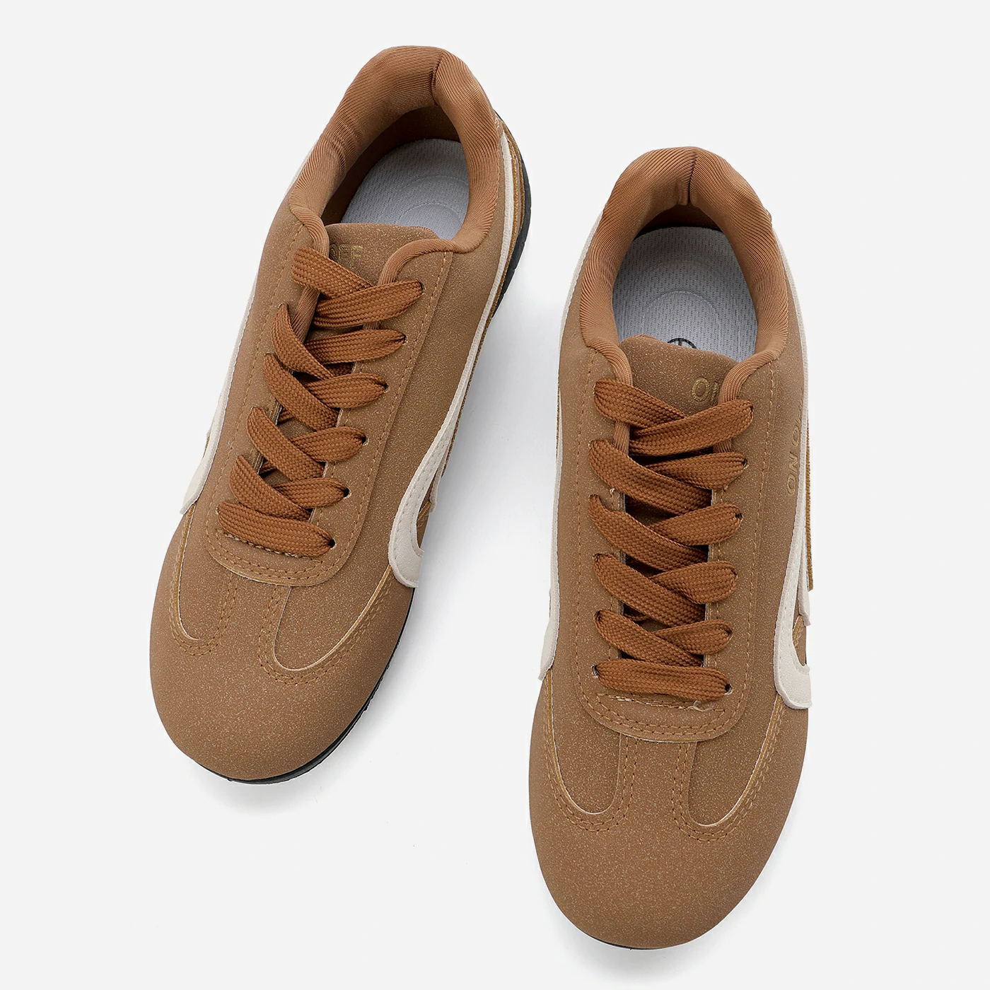 סניקרס/ספורט כאמל 38