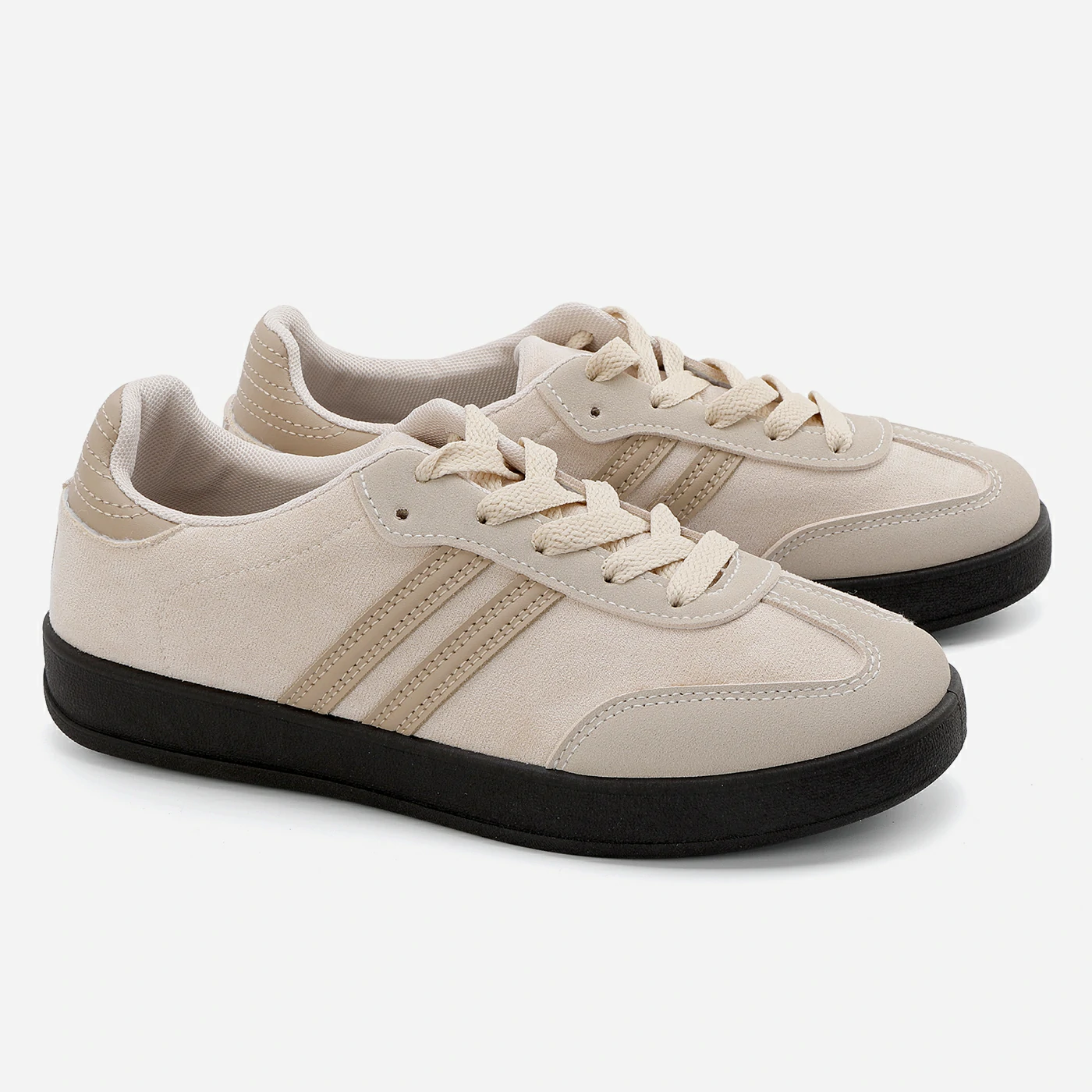 סניקרס/ספורט בז 38