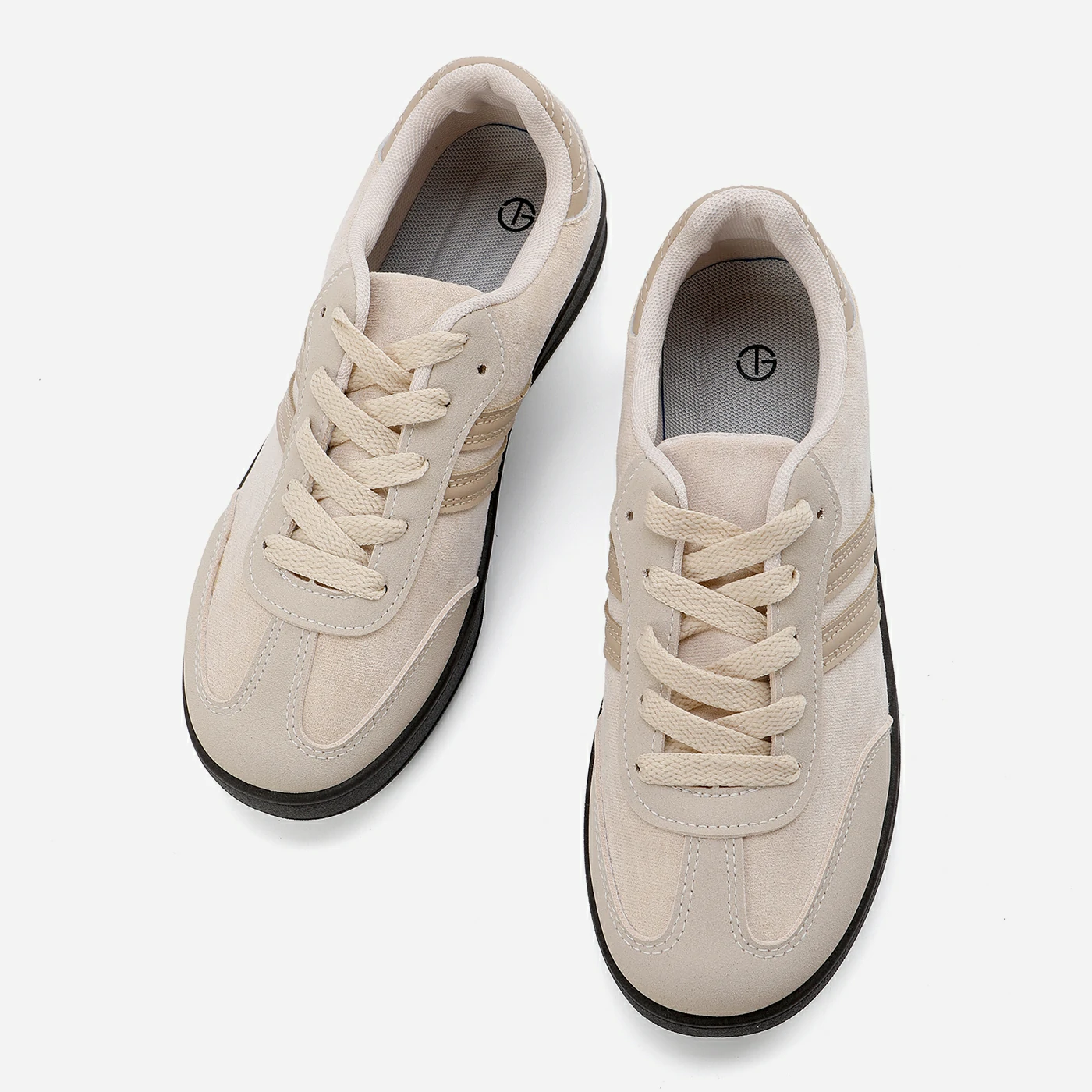 סניקרס/ספורט בז 38