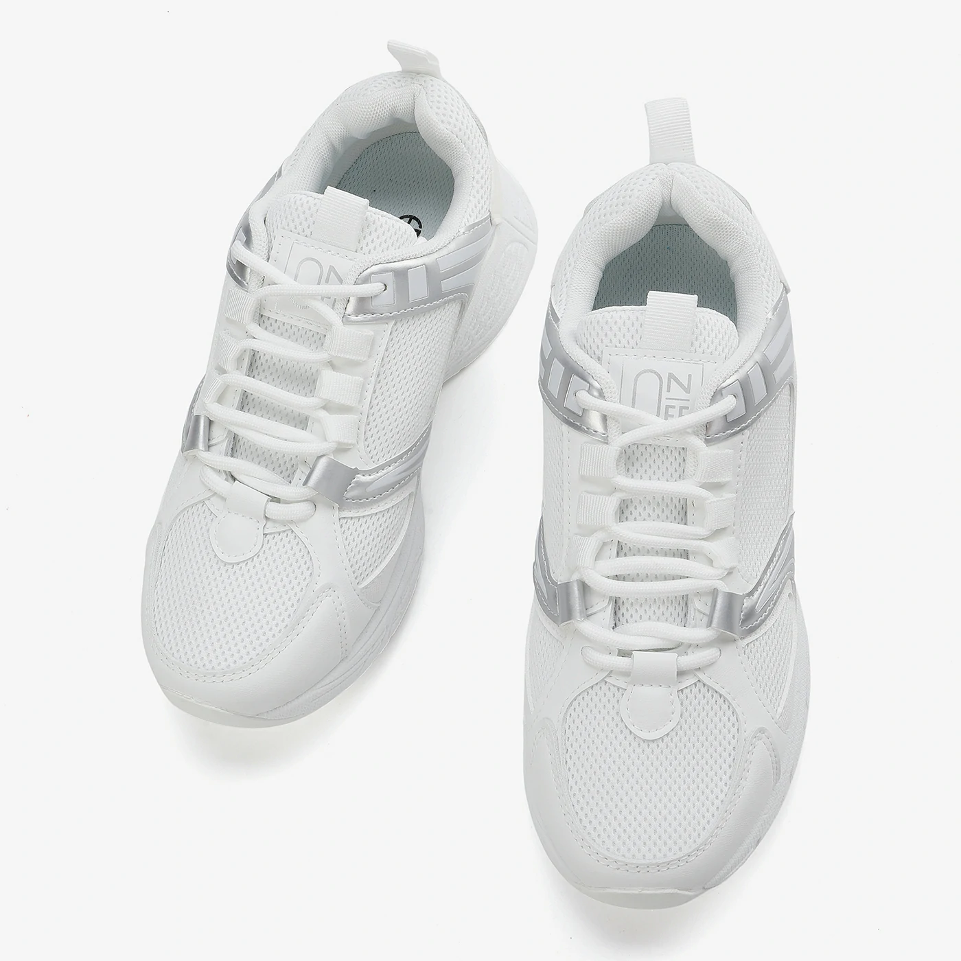 סניקרס/ספורט לבן 36