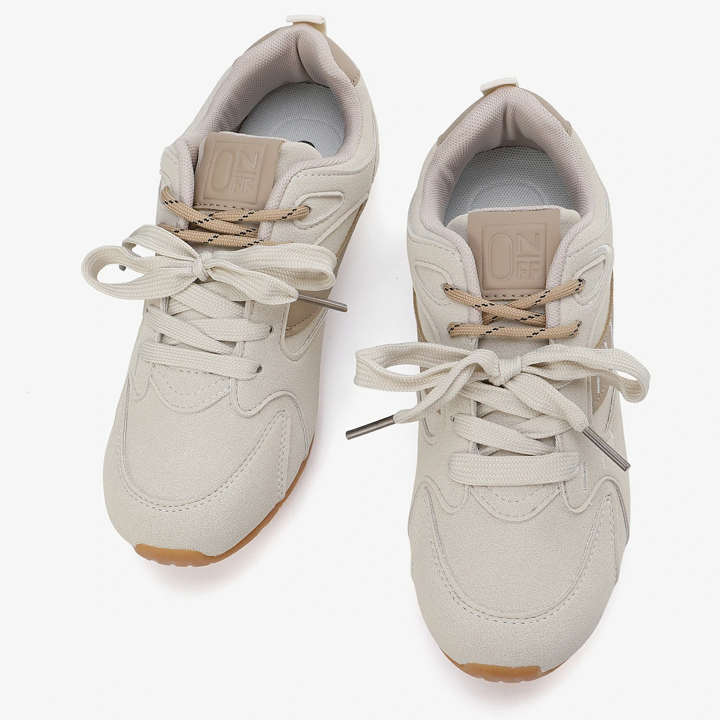 סניקרס/ספורט בז 39