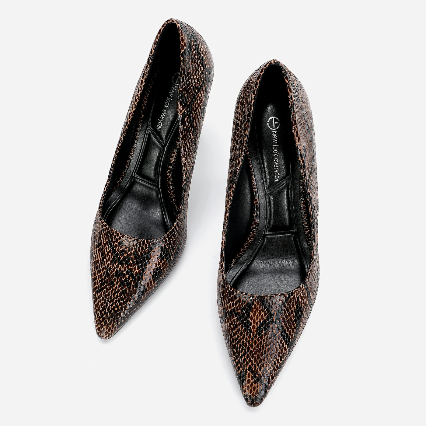 נעל עקב נחש 40