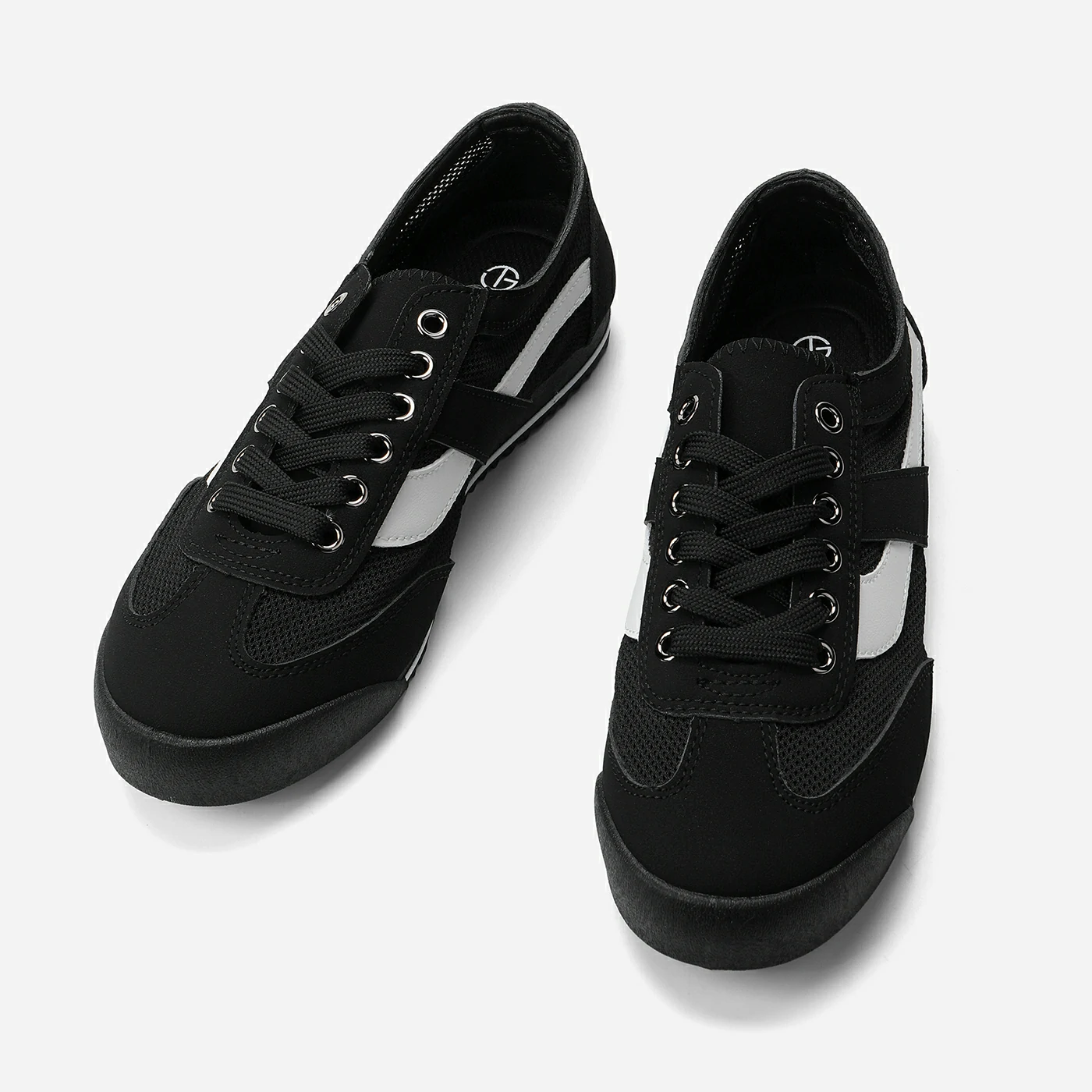 סניקרס/ספורט שחור 37