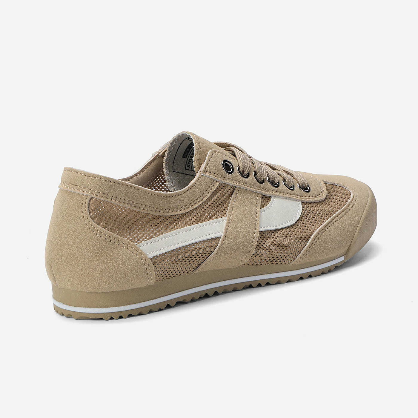 סניקרס/ספורט כאמל 37