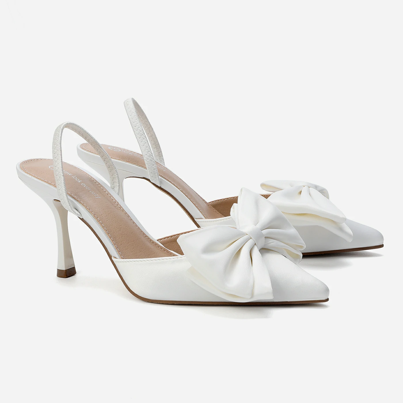 נעל עקב לבן 37