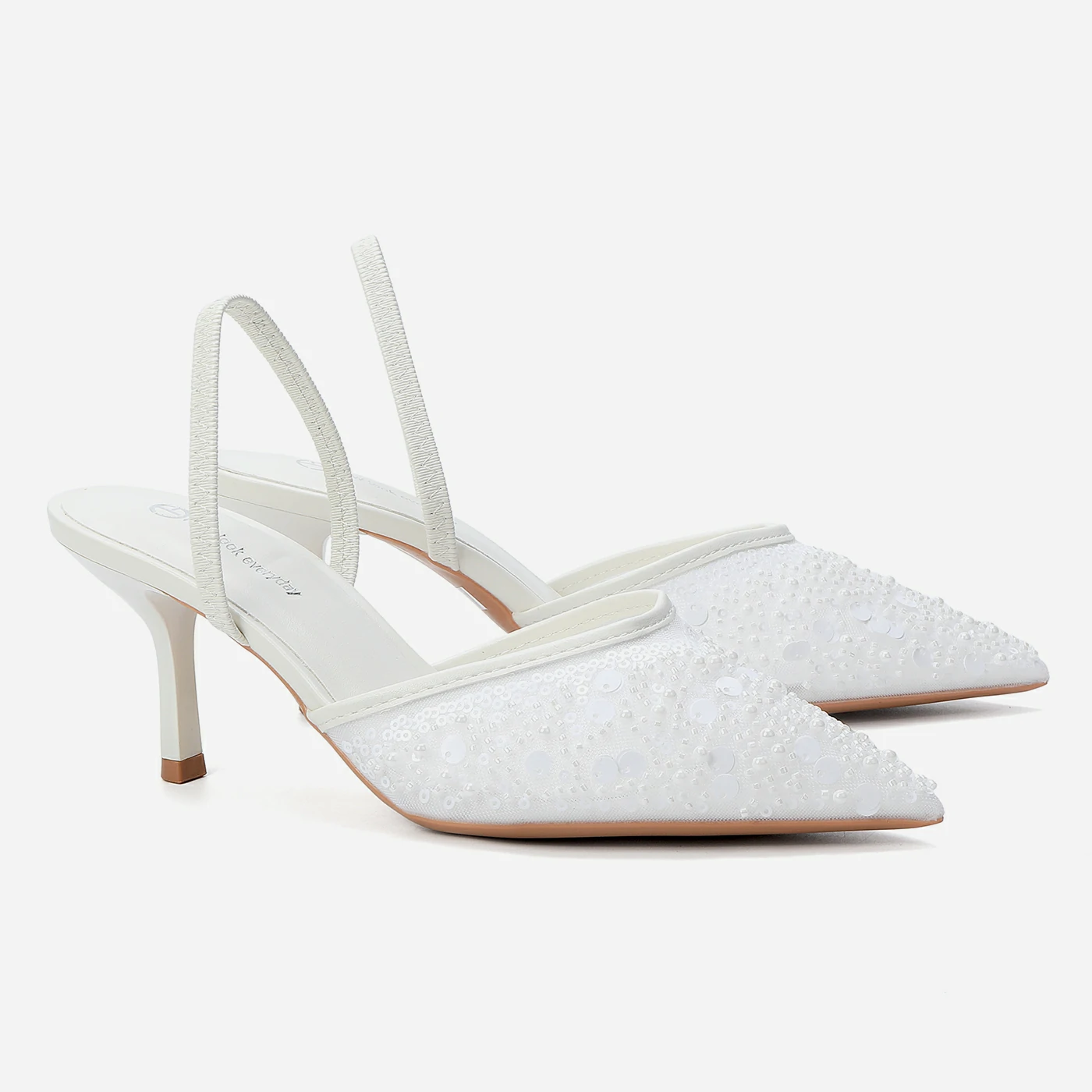 נעל עקב לבן 36