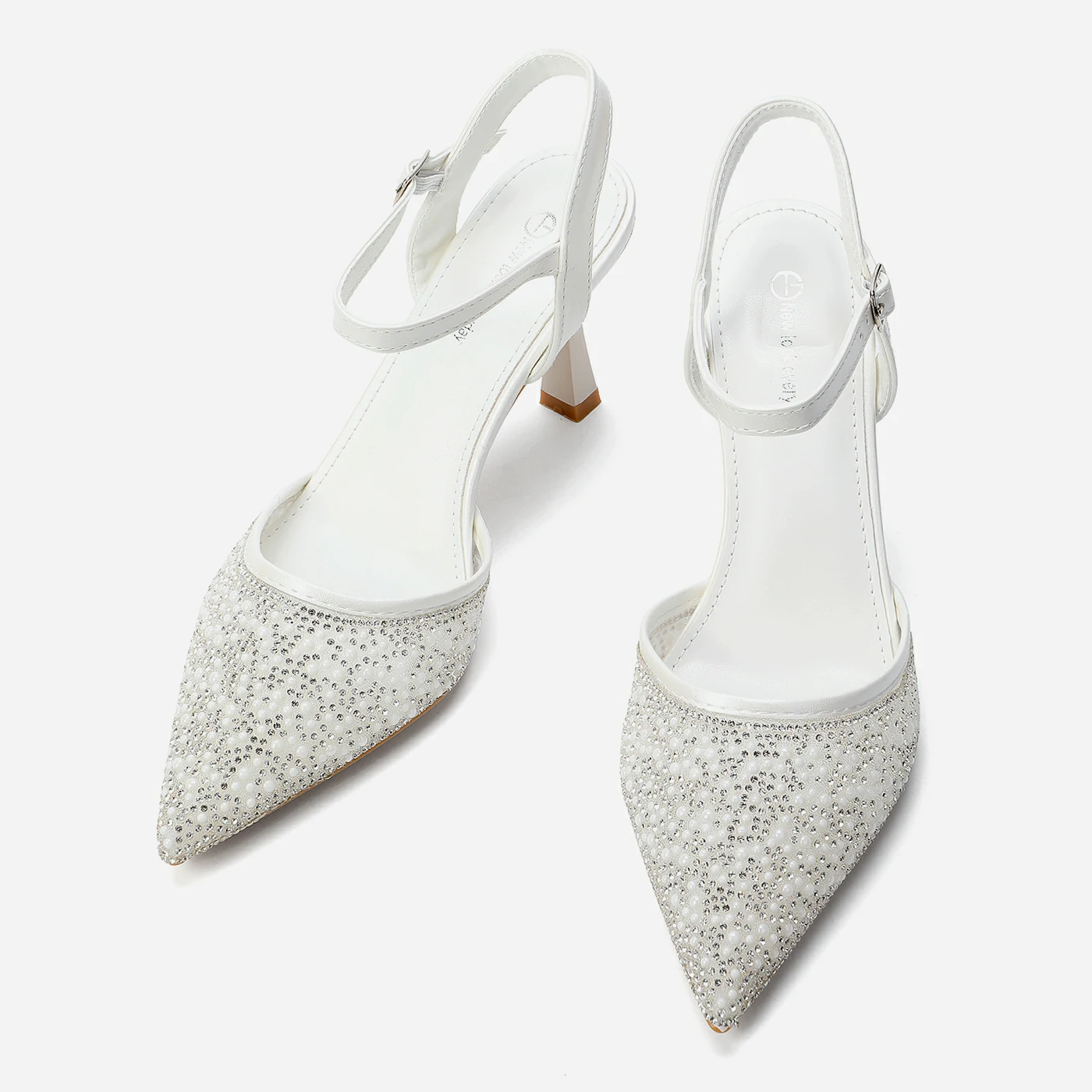 נעל עקב פנינה 40