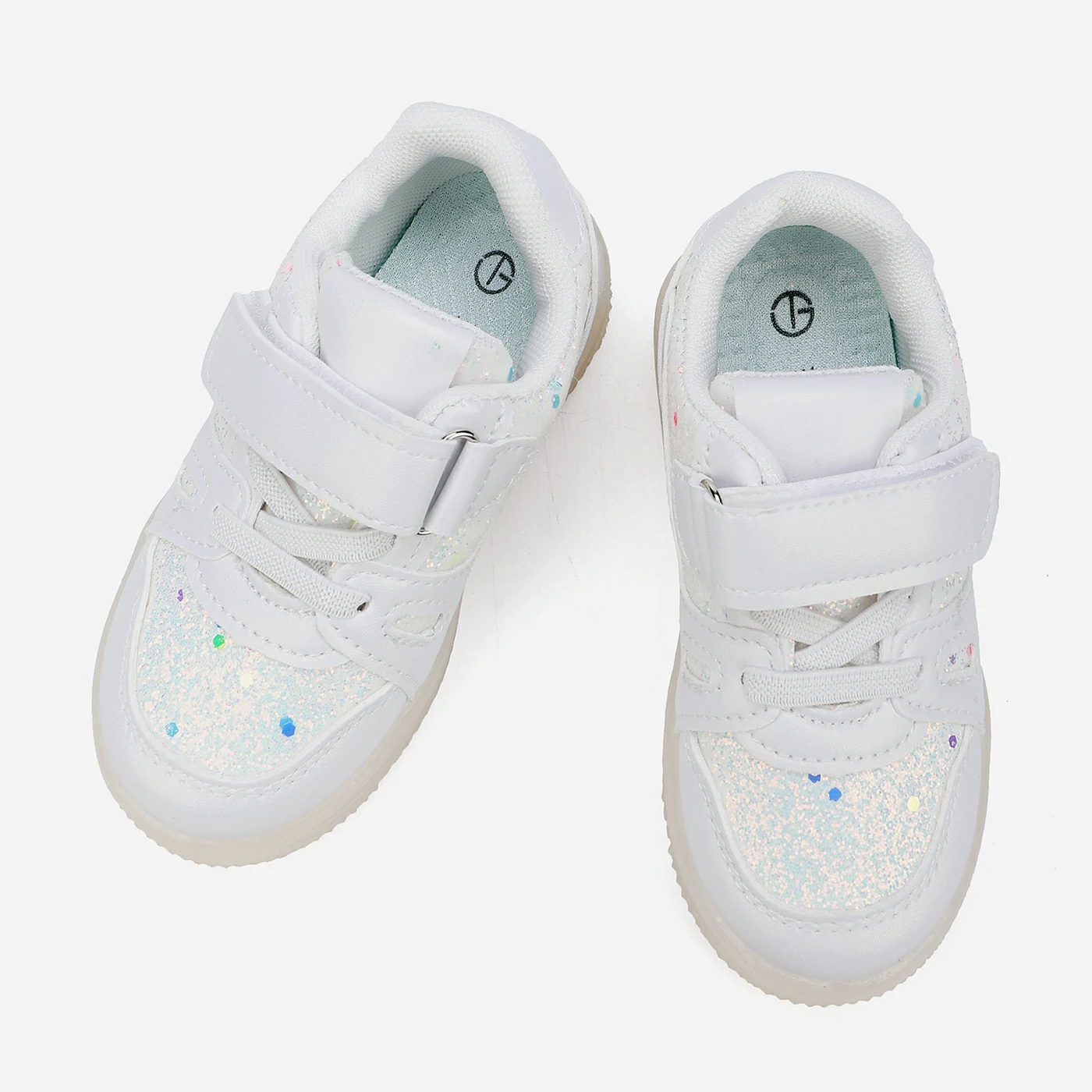 סניקרס/ספורט לבן 21