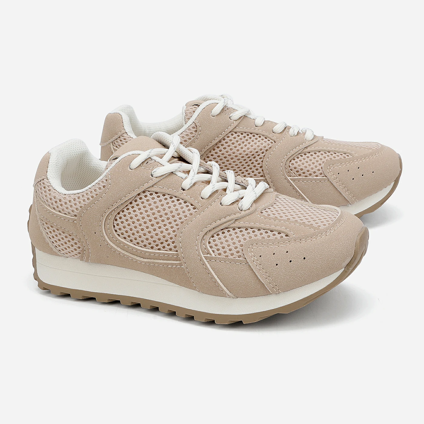 סניקרס/ספורט בז 32