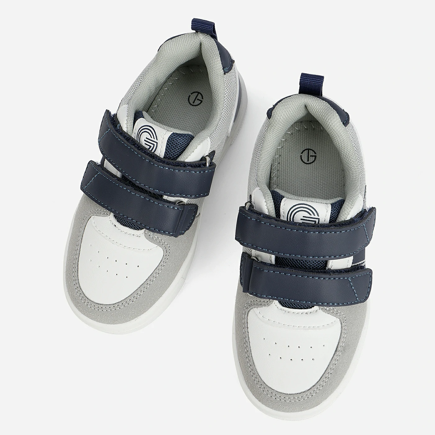 סניקרס/ספורט אפור 24