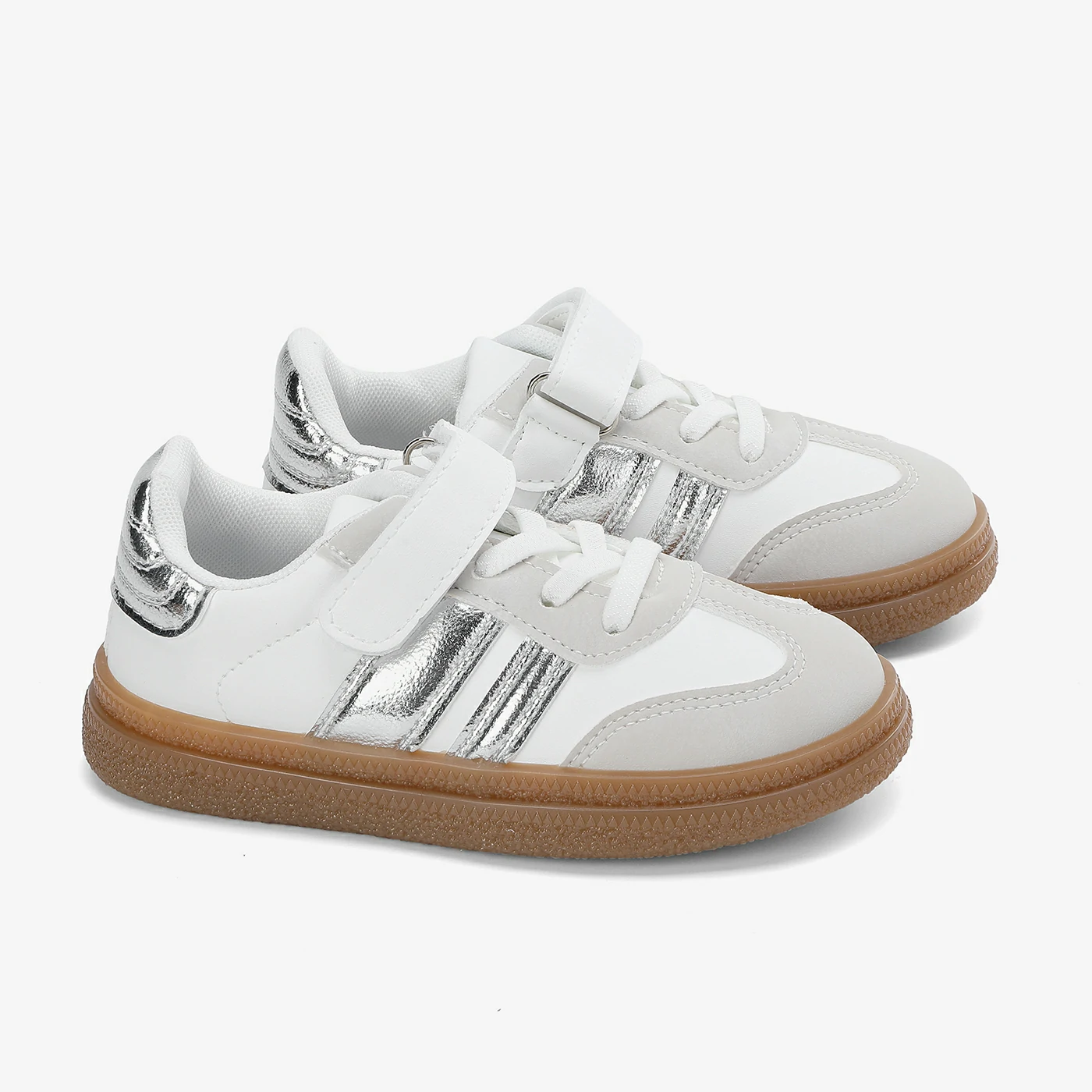 סניקרס/ספורט כסף 24