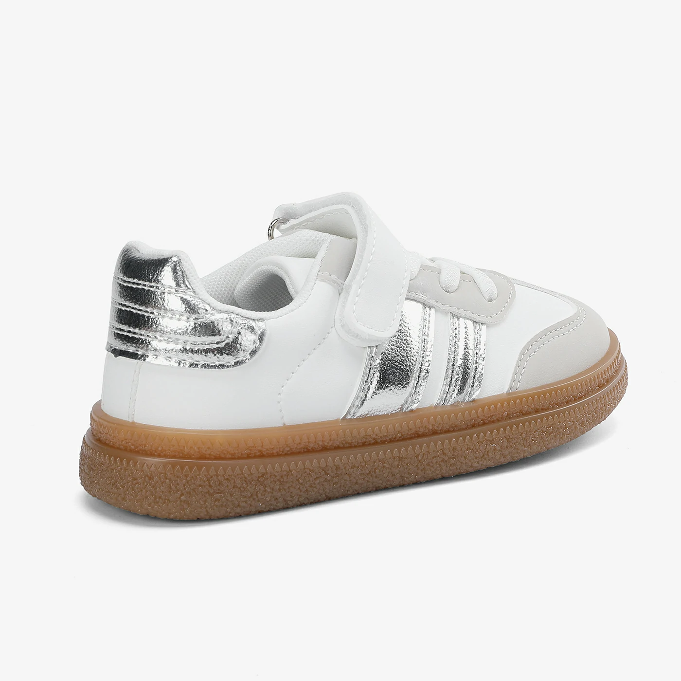 סניקרס/ספורט כסף 24