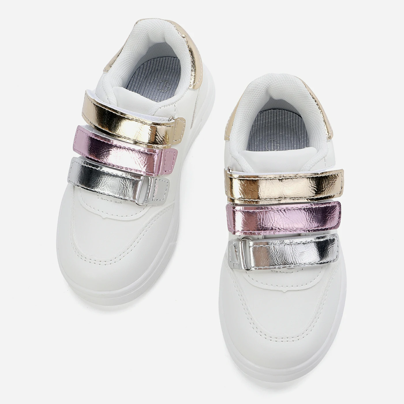 סניקרס/ספורט צבעוני 24