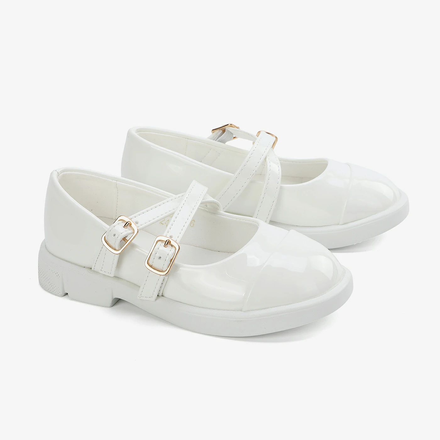 נעל שטוחה לבן 24