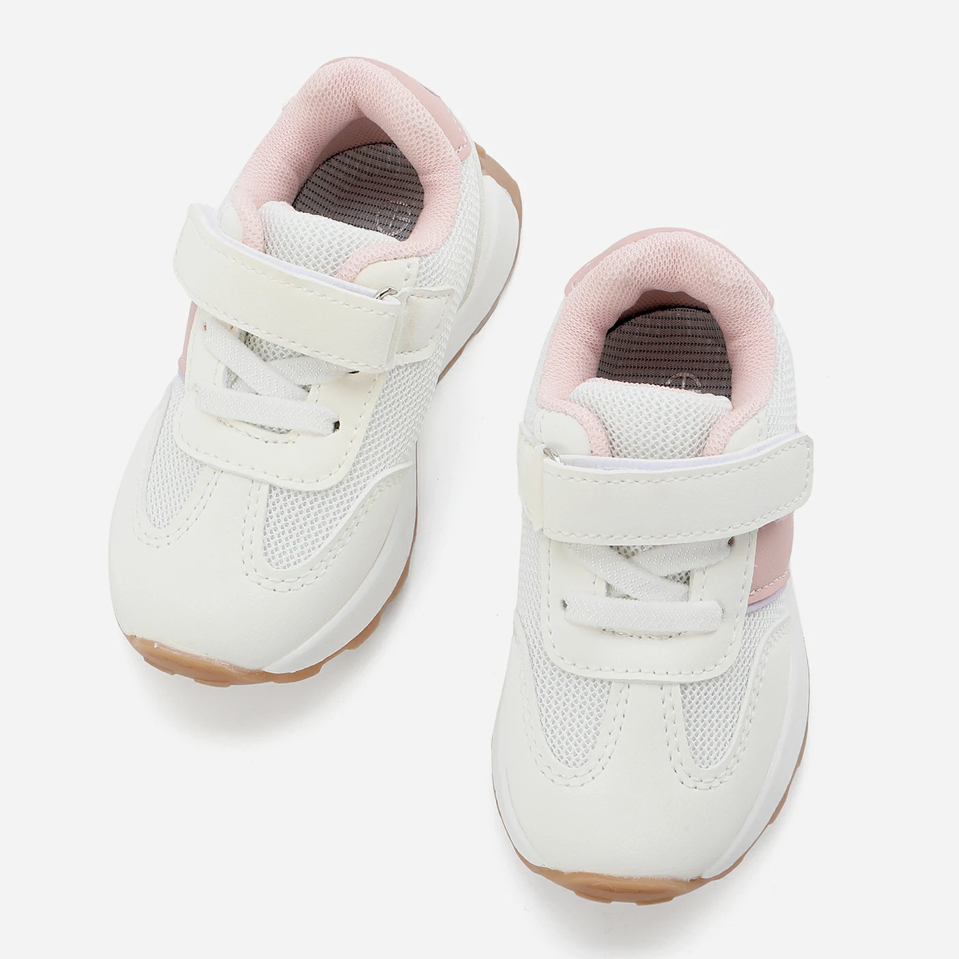 סניקרס/ספורט לבן 22