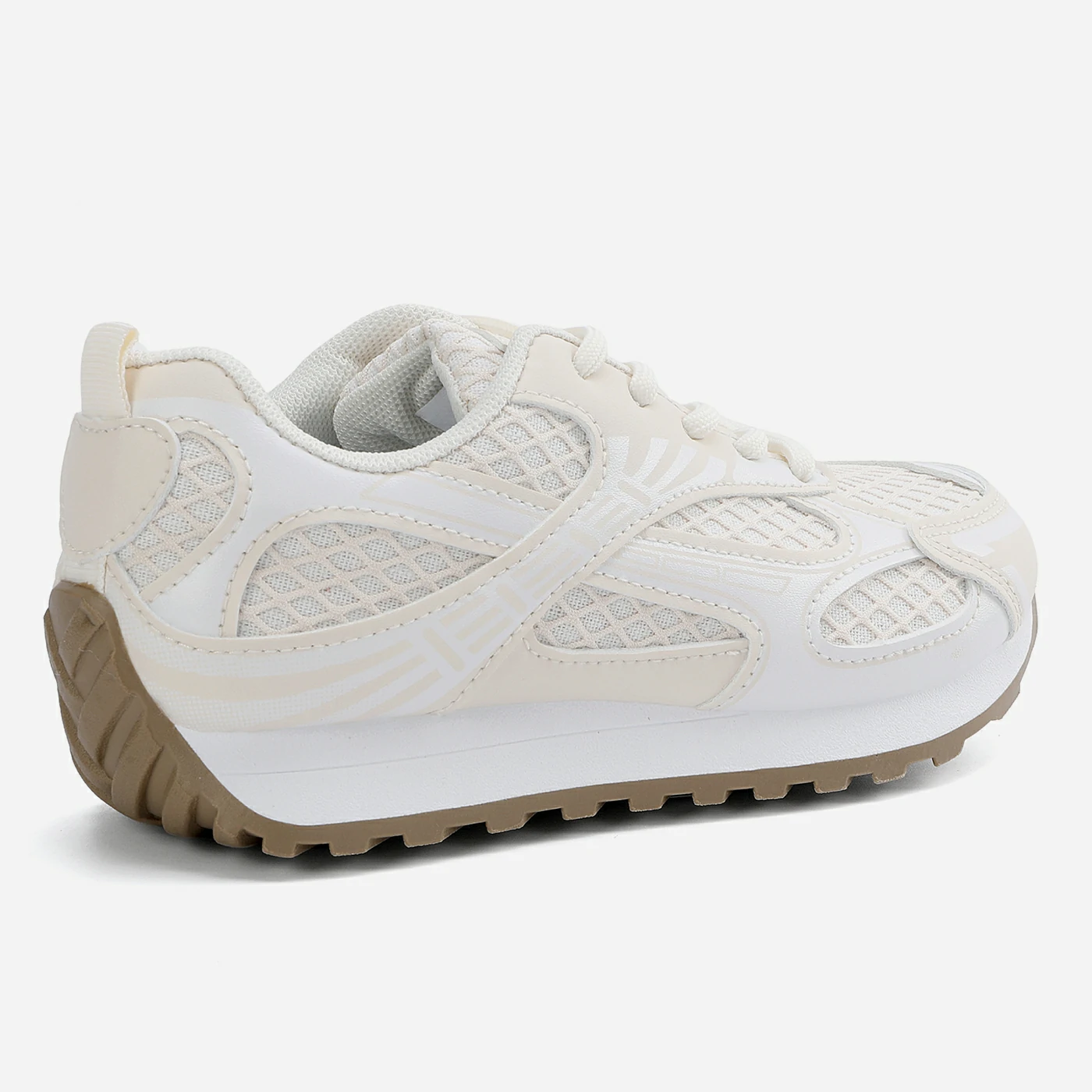 סניקרס/ספורט בז 31