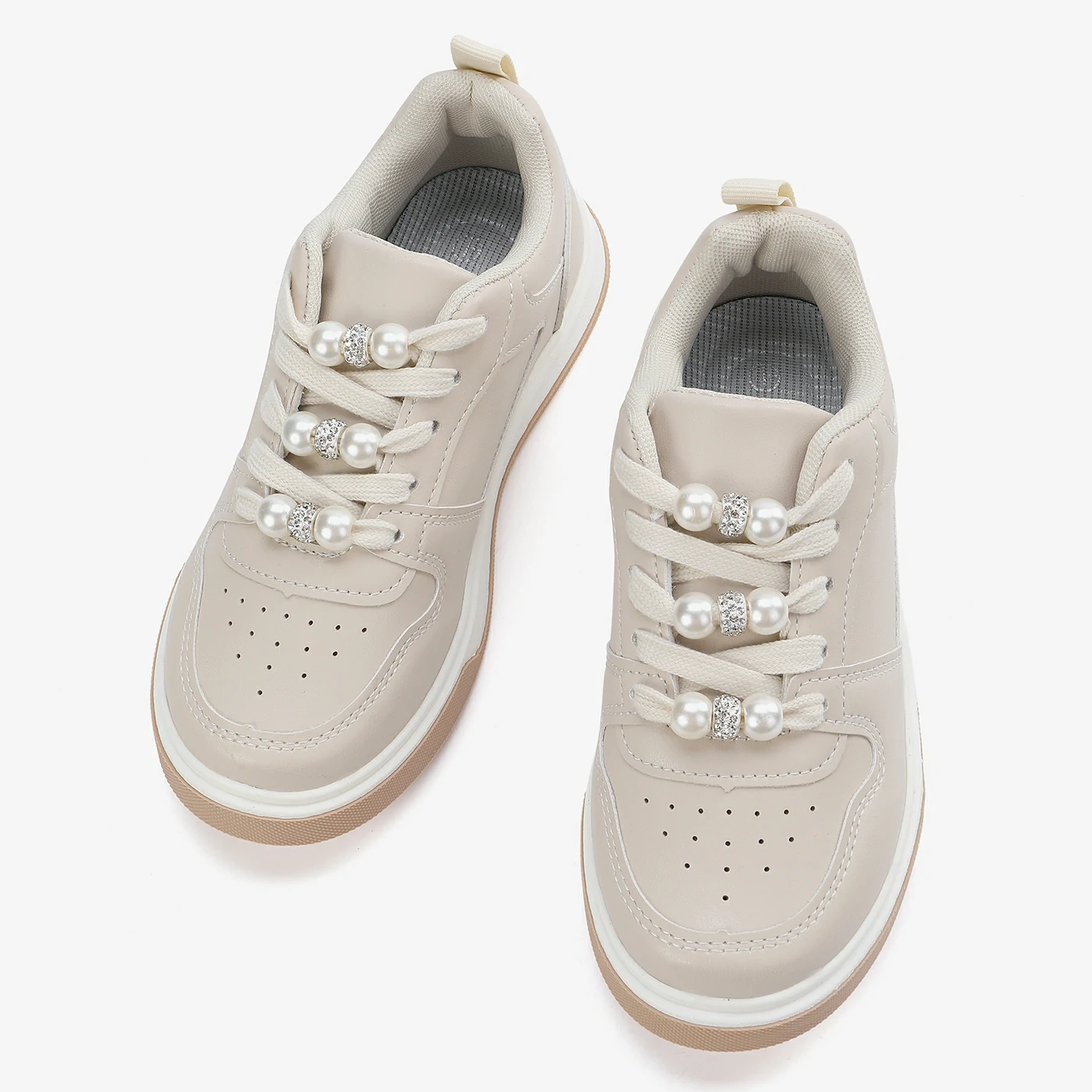 סניקרס/ספורט גוף 33