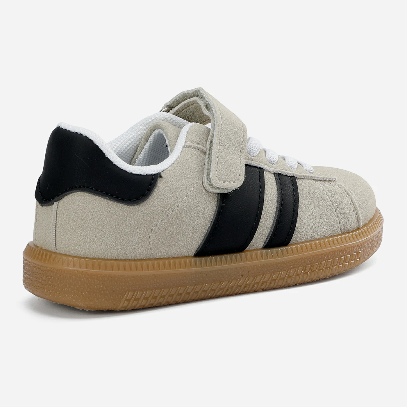 סניקרס/ספורט בז 24