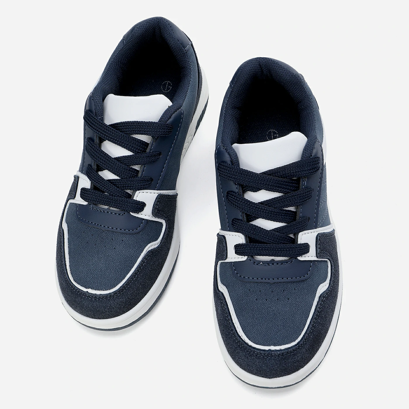 סניקרס/ספורט נייבי 35