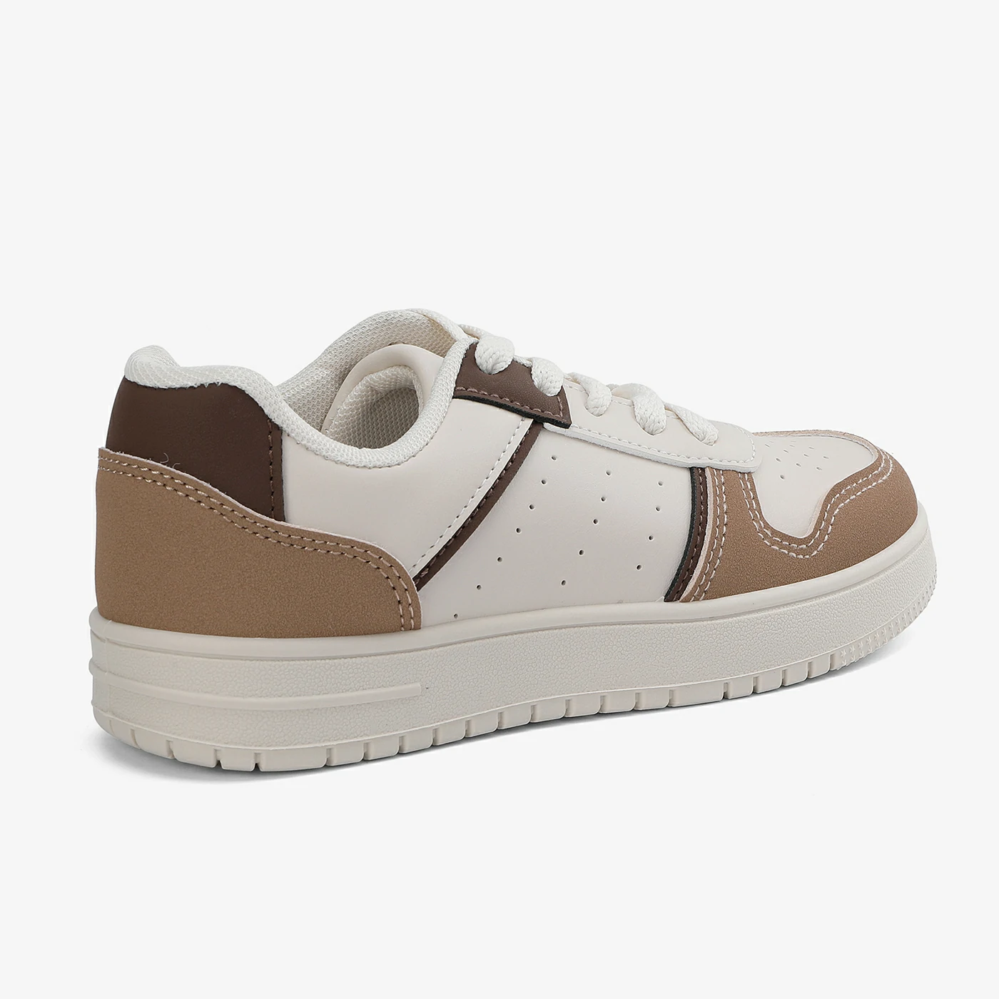 סניקרס/ספורט כאמל 34