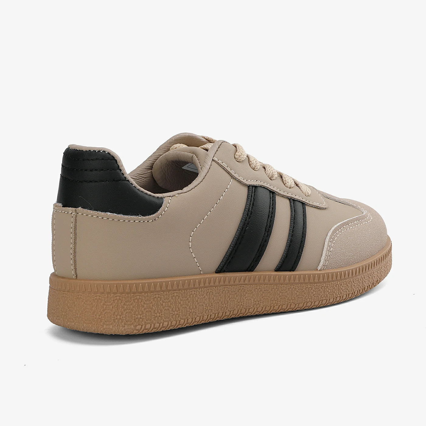 סניקרס/ספורט בז 30