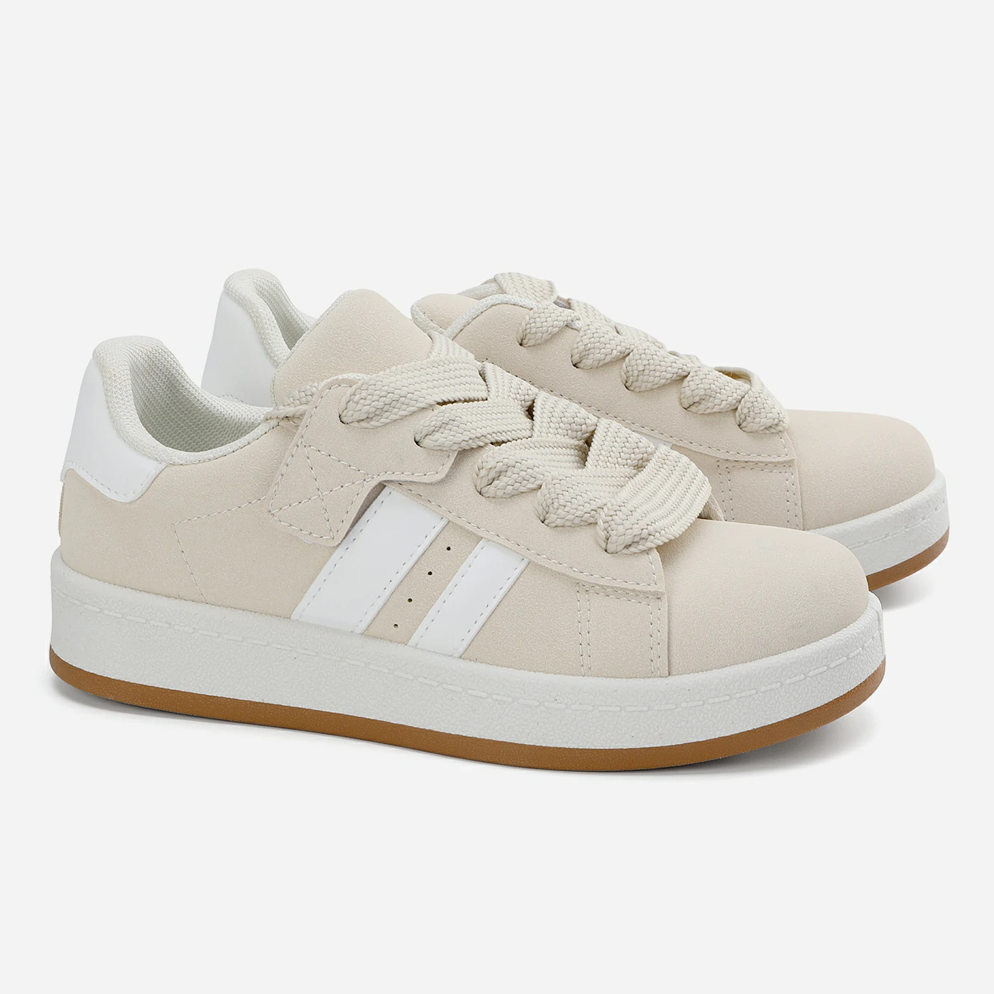 סניקרס/ספורט אופווייט 31