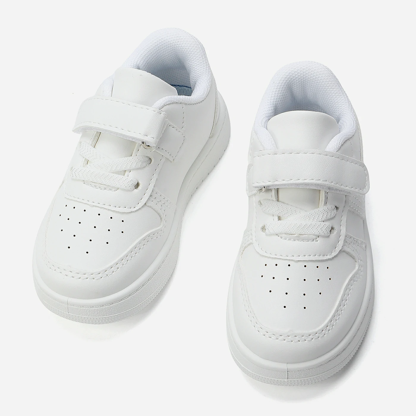 סניקרס/ספורט לבן 22