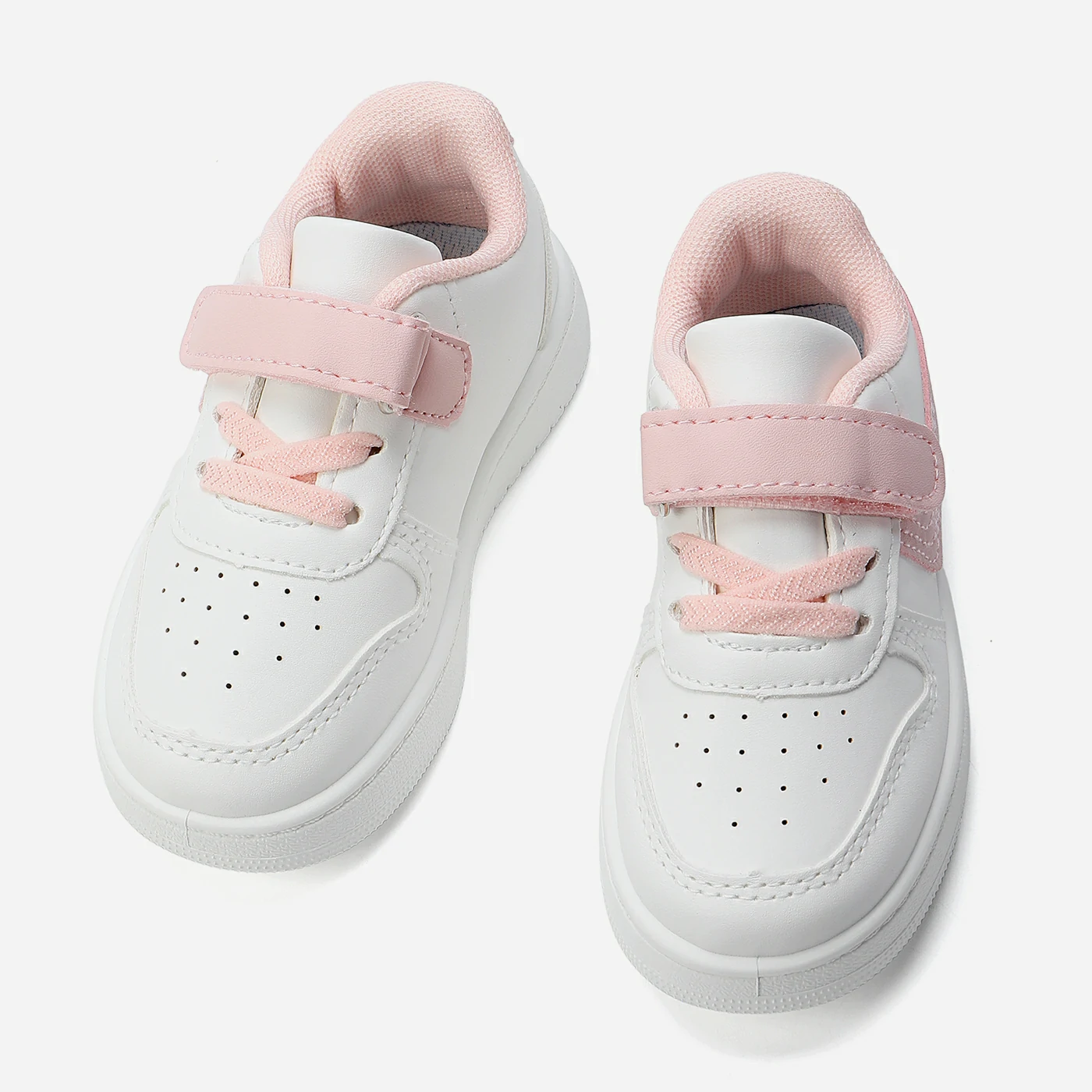 סניקרס/ספורט ורוד 23