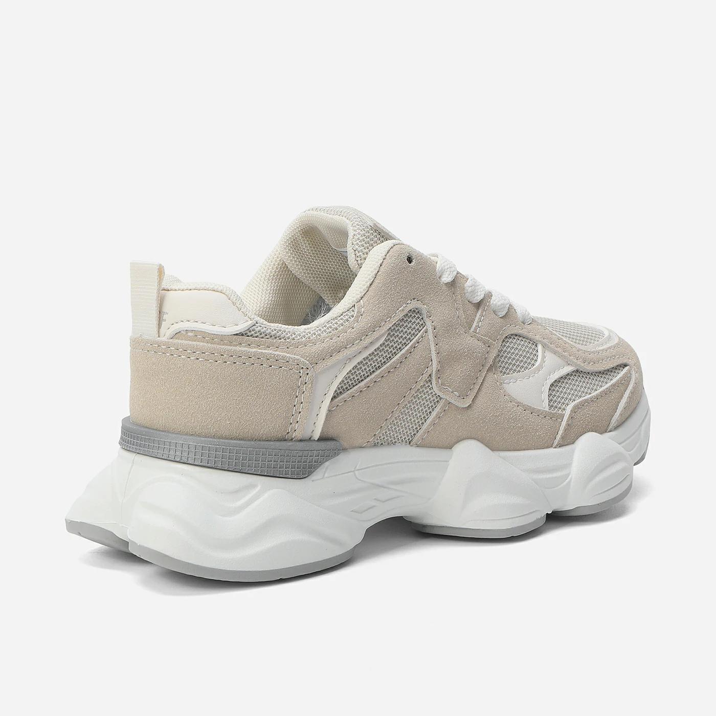 סניקרס/ספורט בז 33