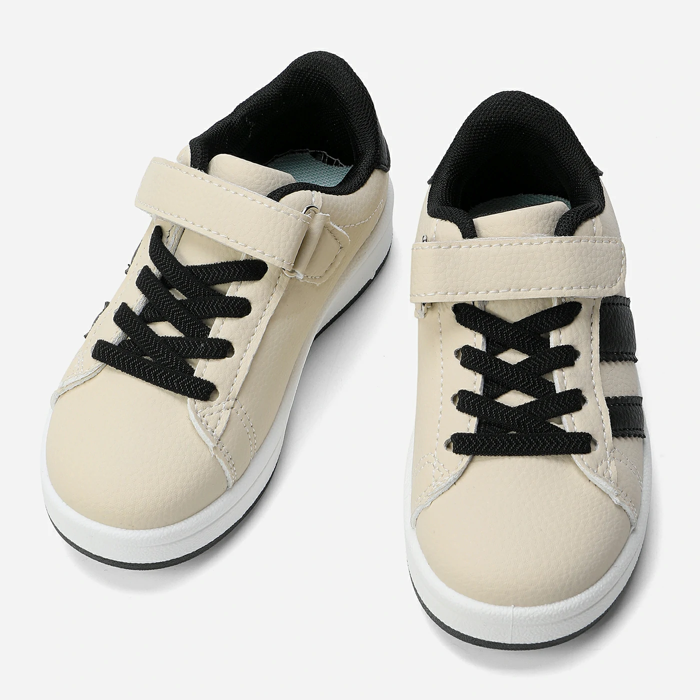 סניקרס/ספורט בז 26