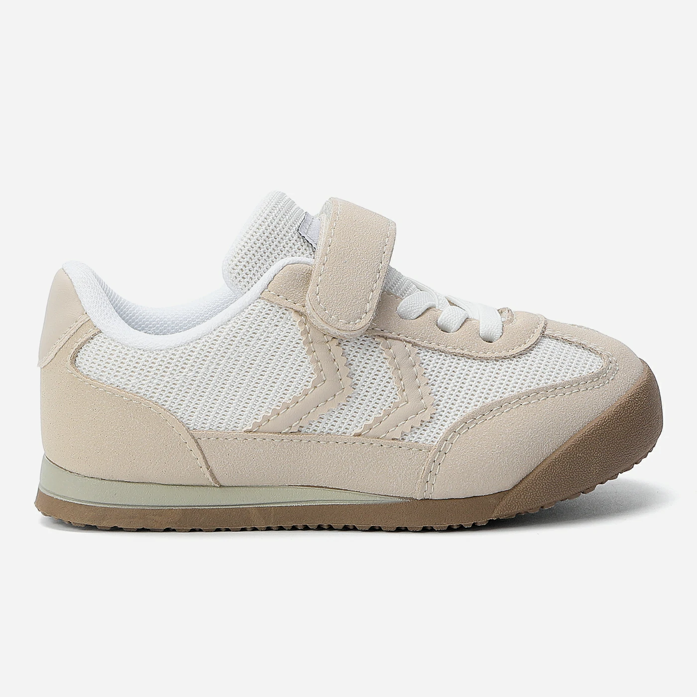 סניקרס/ספורט בז 29