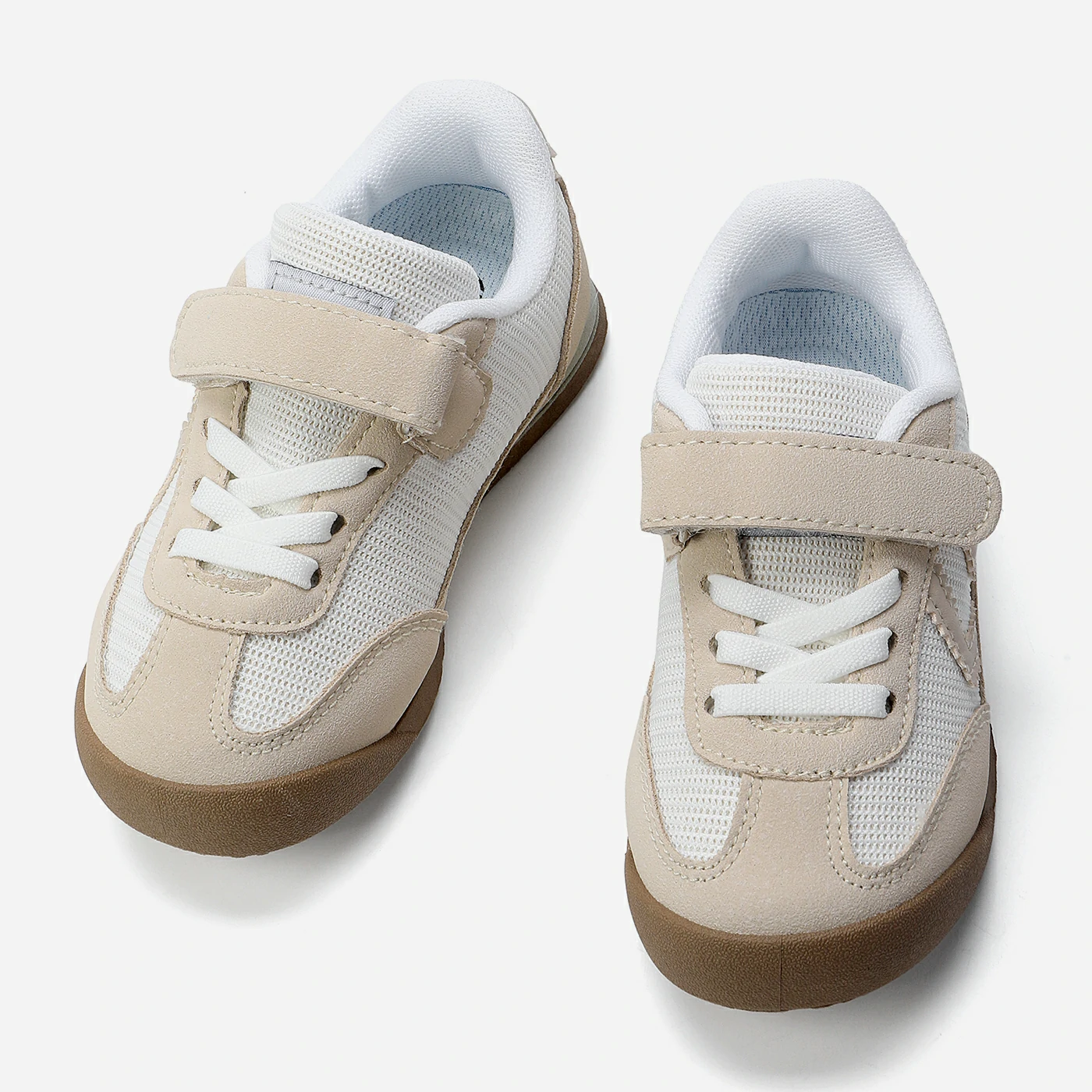 סניקרס/ספורט בז 29