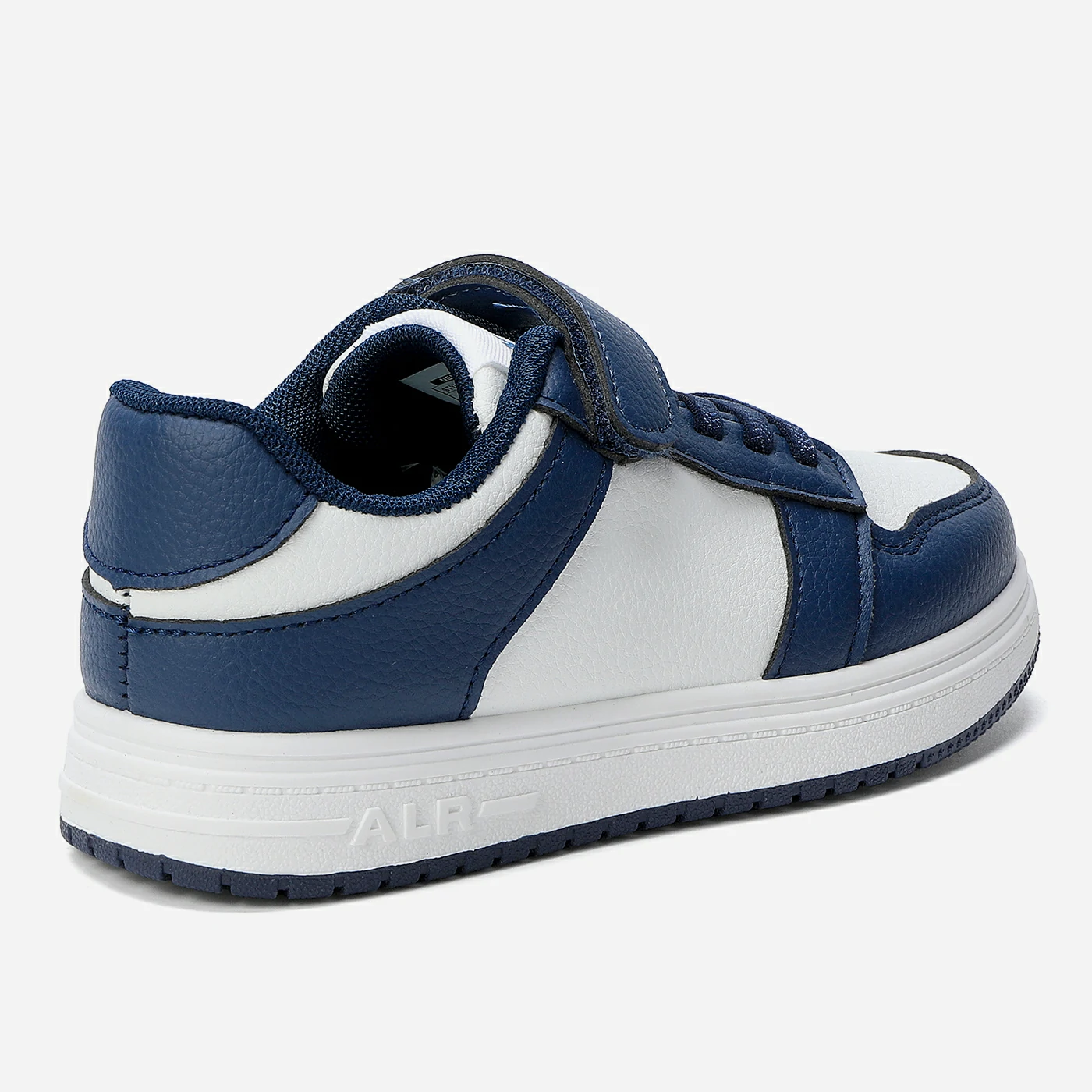 סניקרס/ספורט נייבי 30