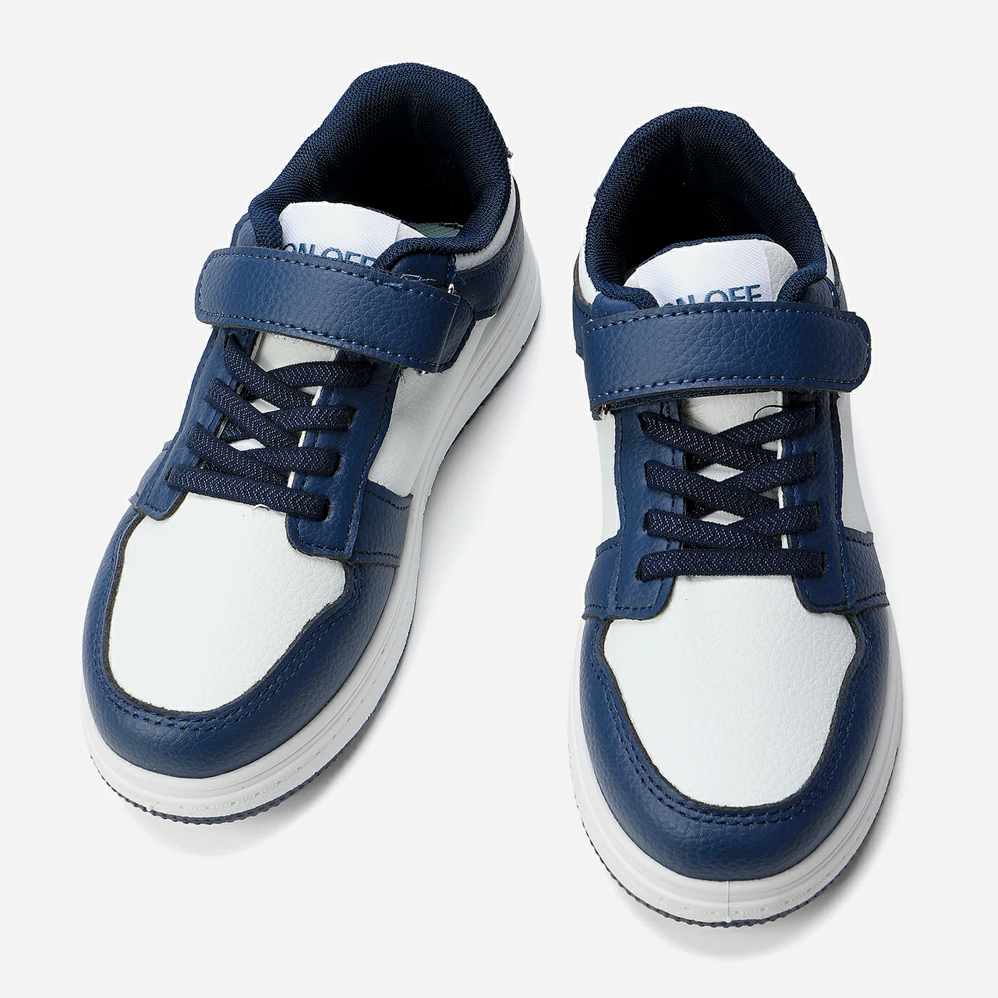 סניקרס/ספורט נייבי 30