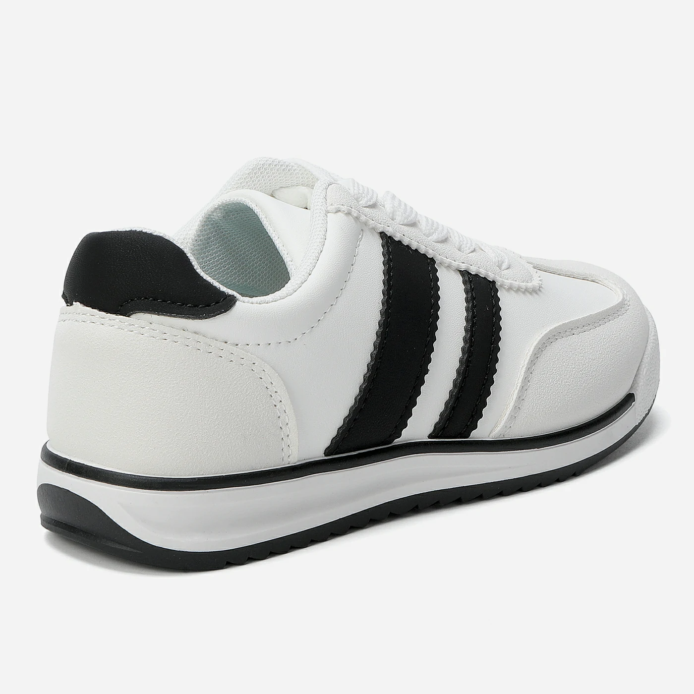 סניקרס/ספורט לבן 31