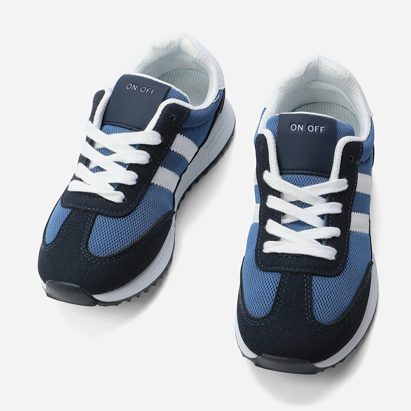 סניקרס/ספורט נייבי 37