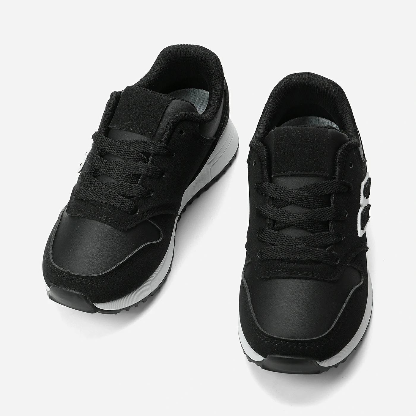 סניקרס/ספורט שחור 32