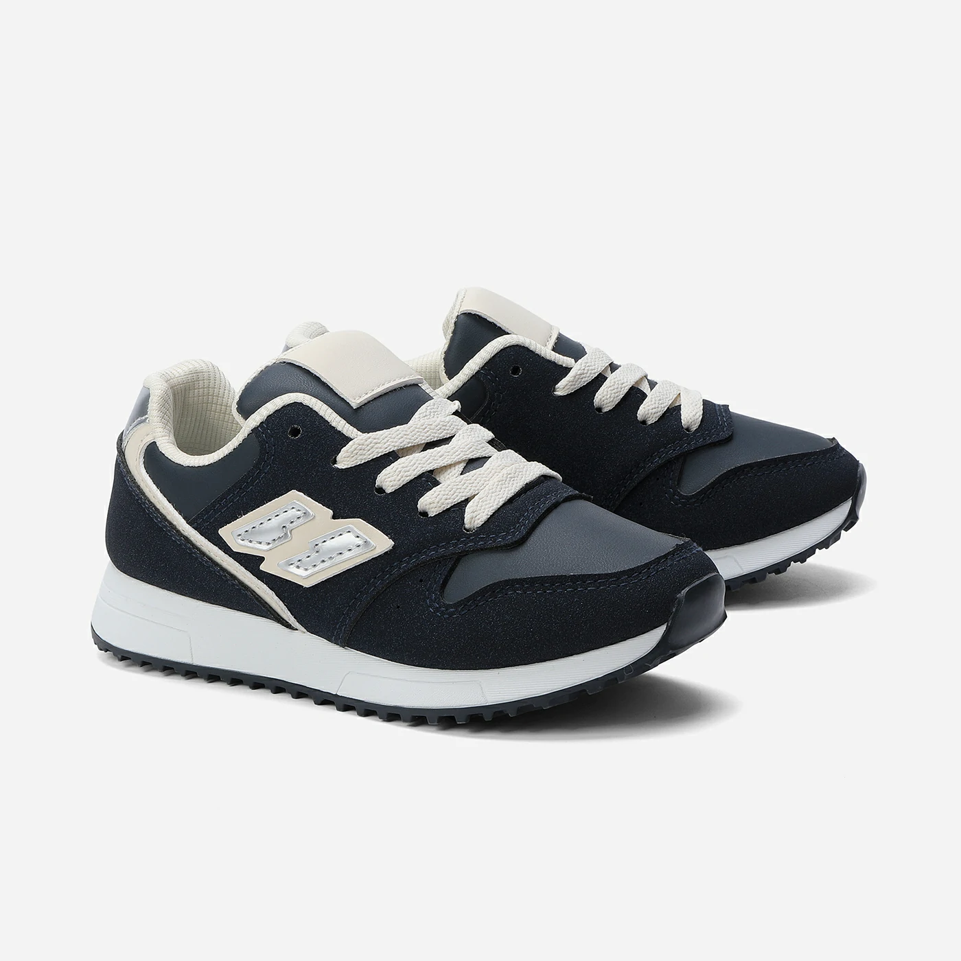 סניקרס/ספורט נייבי 32