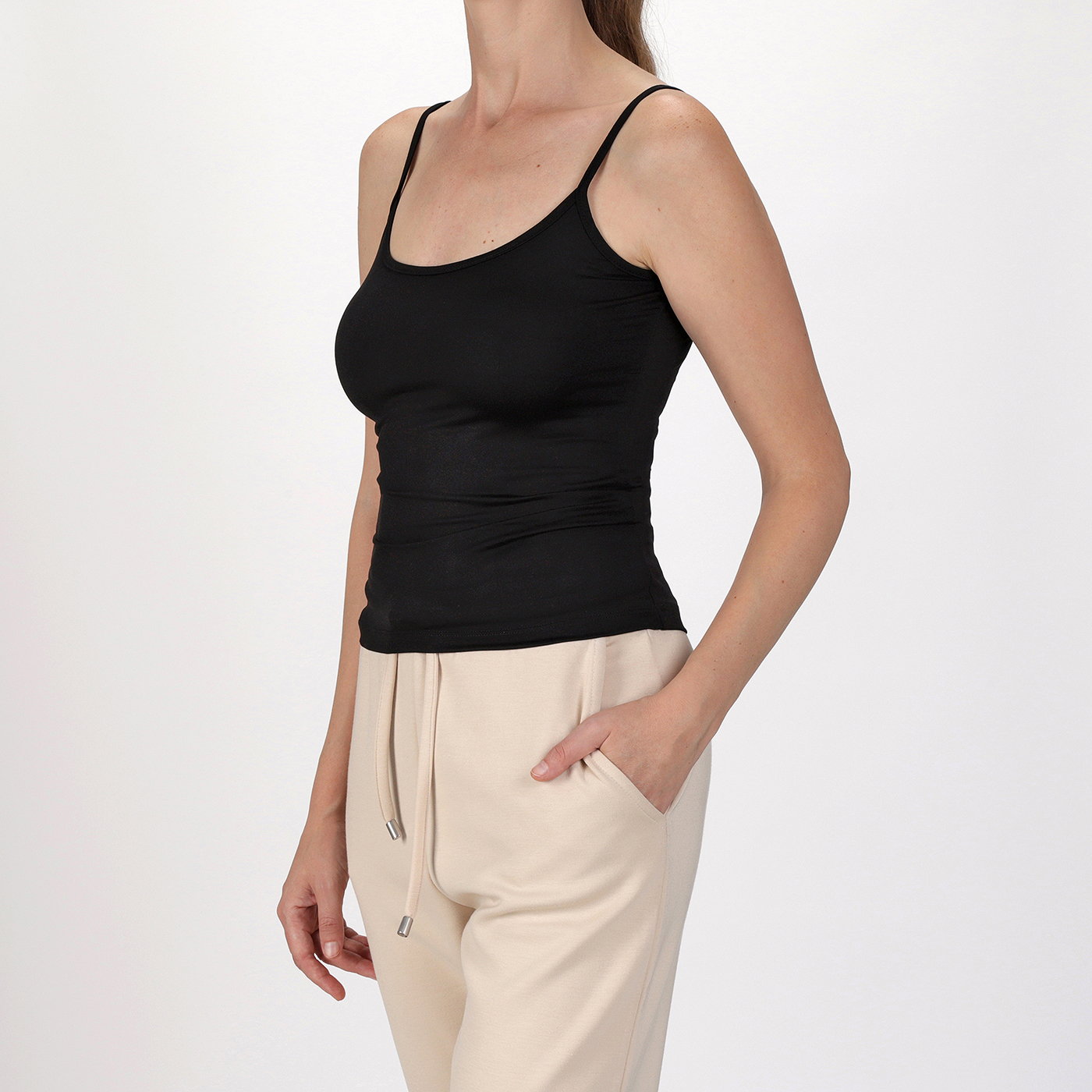 חולצות וגופיות שחור L