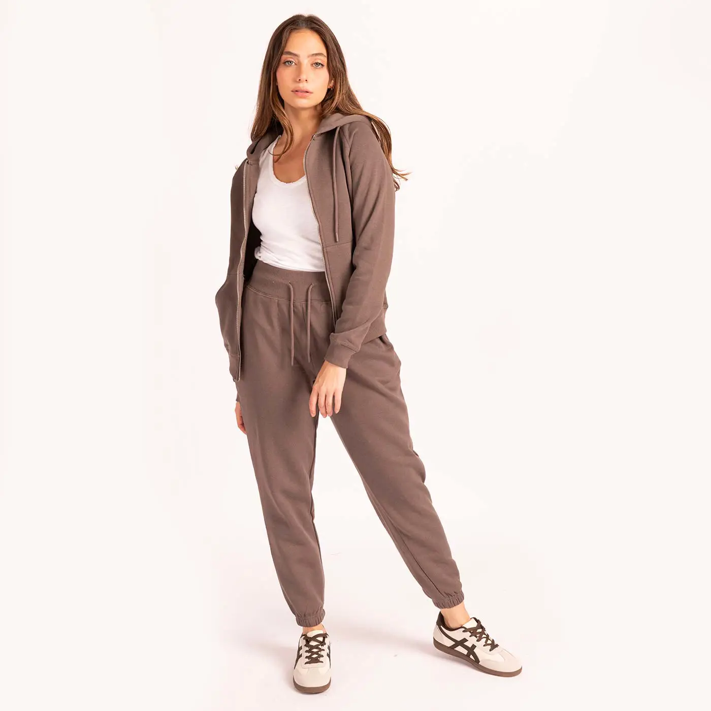 מכנסיים וחצאיות חום S