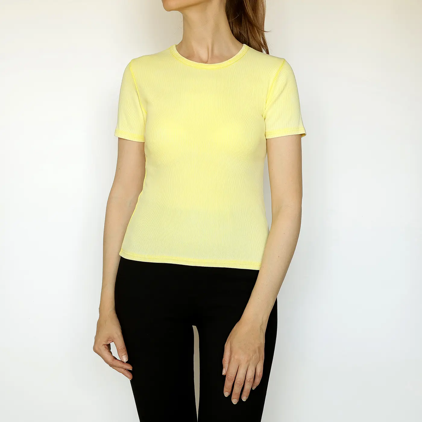 חולצות וגופיות צהוב 1