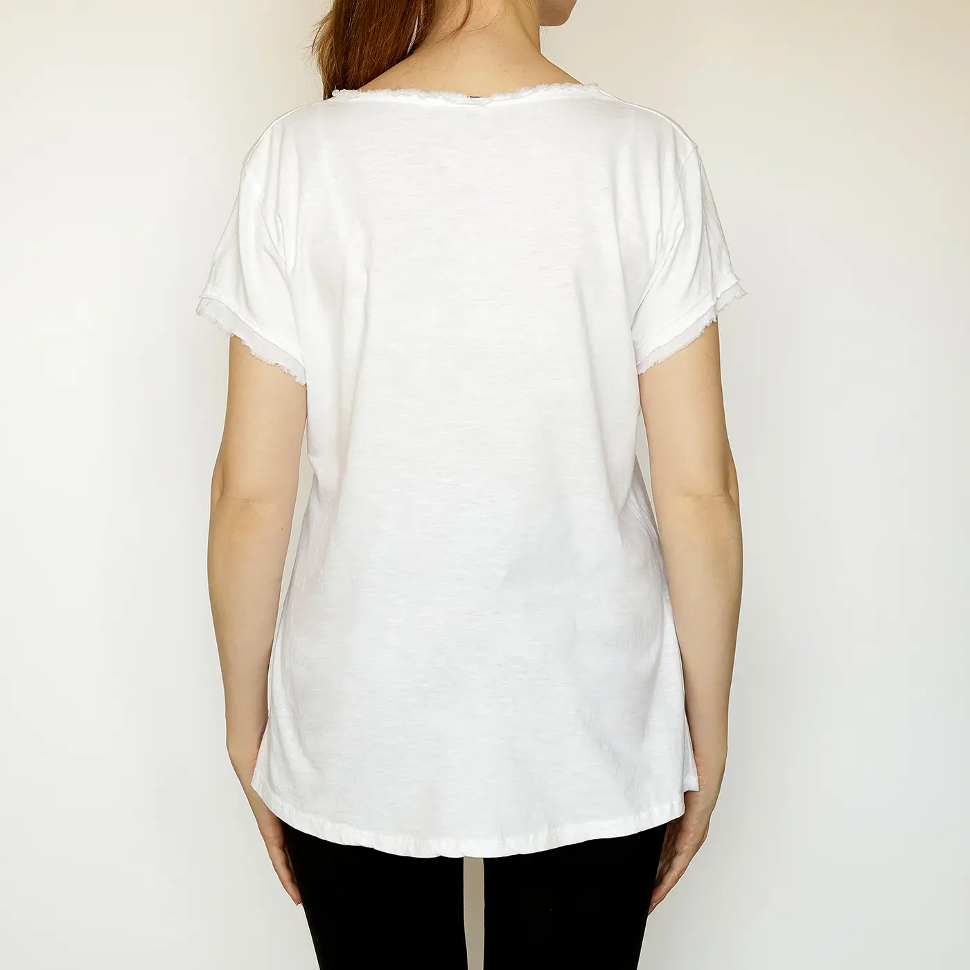 חולצות וגופיות לבן 2