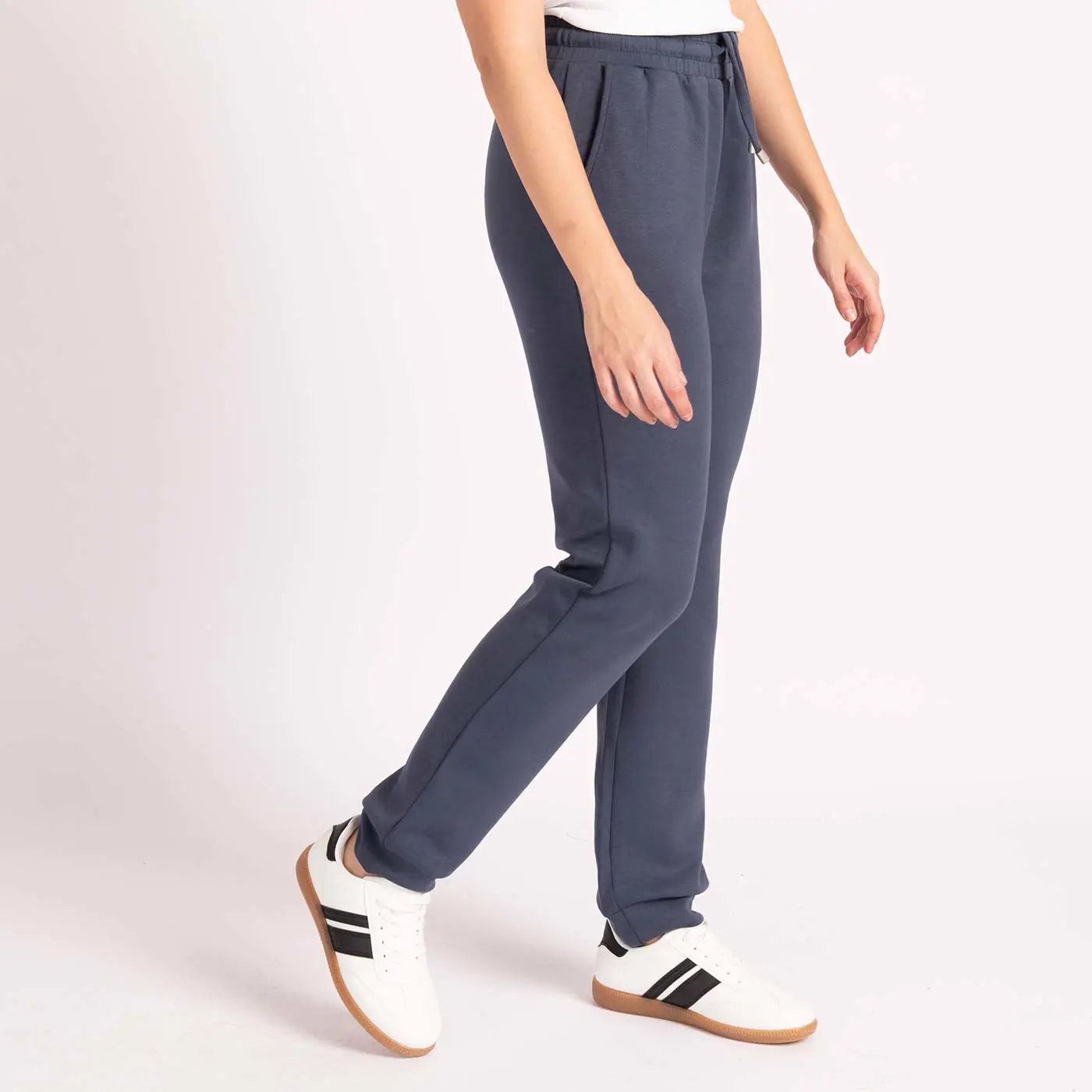 מכנסיים וחצאיות נייבי S