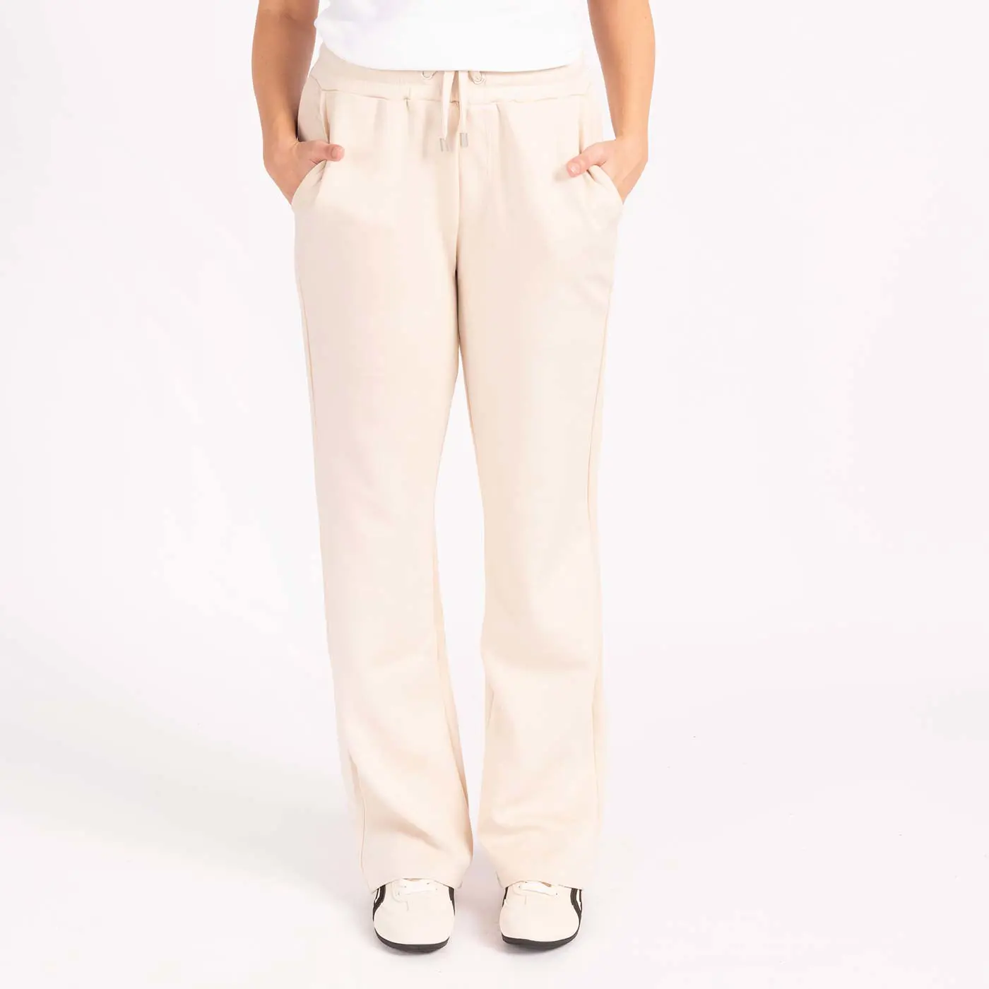 מכנסיים וחצאיות אופווייט L