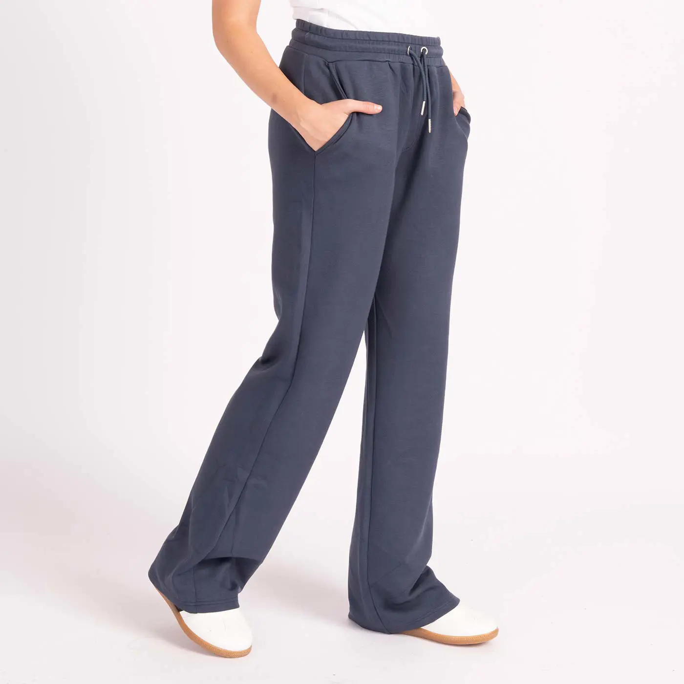 מכנסיים וחצאיות נייבי XL