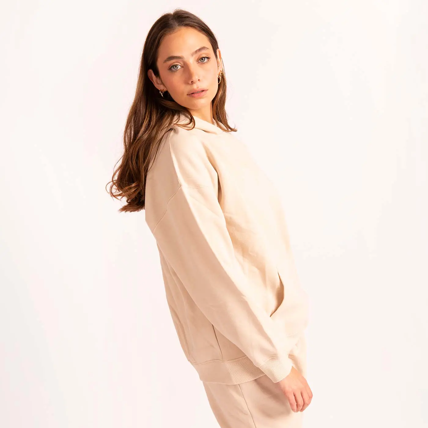 סווטשירטים וקפוצ'ונים בז L